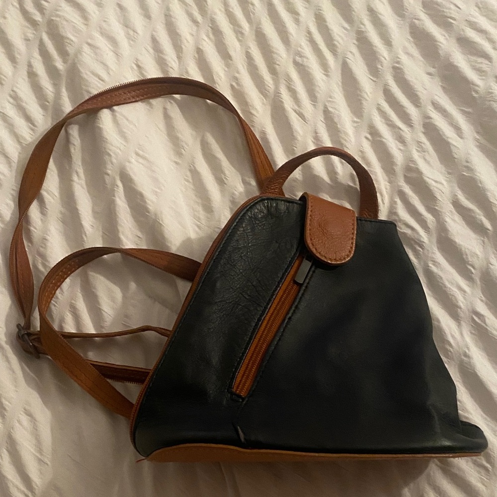 Elegant Black and Brown Women's Bag